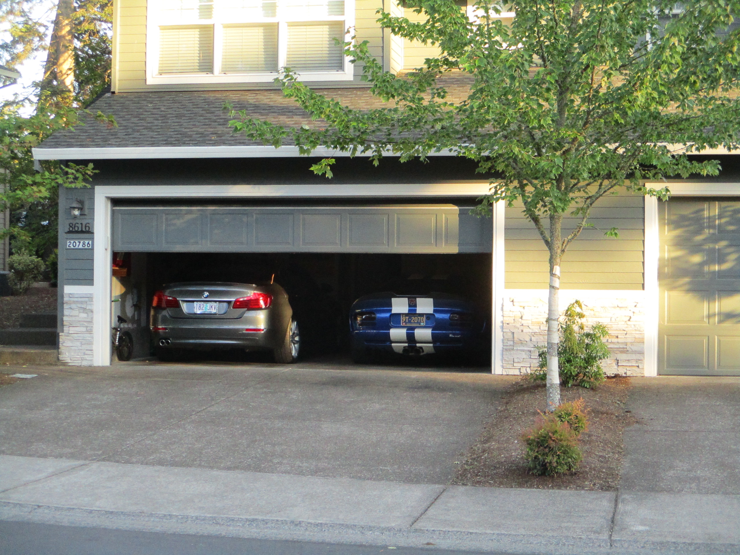Top 6 Garage Door Openers Work With Apple Homekit 