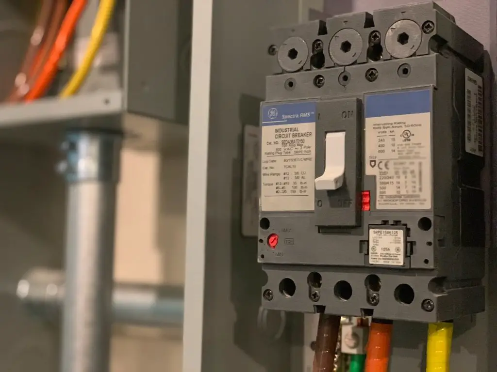gray power switch box-Power