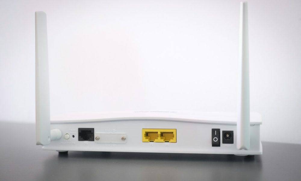 white split type air conditioner