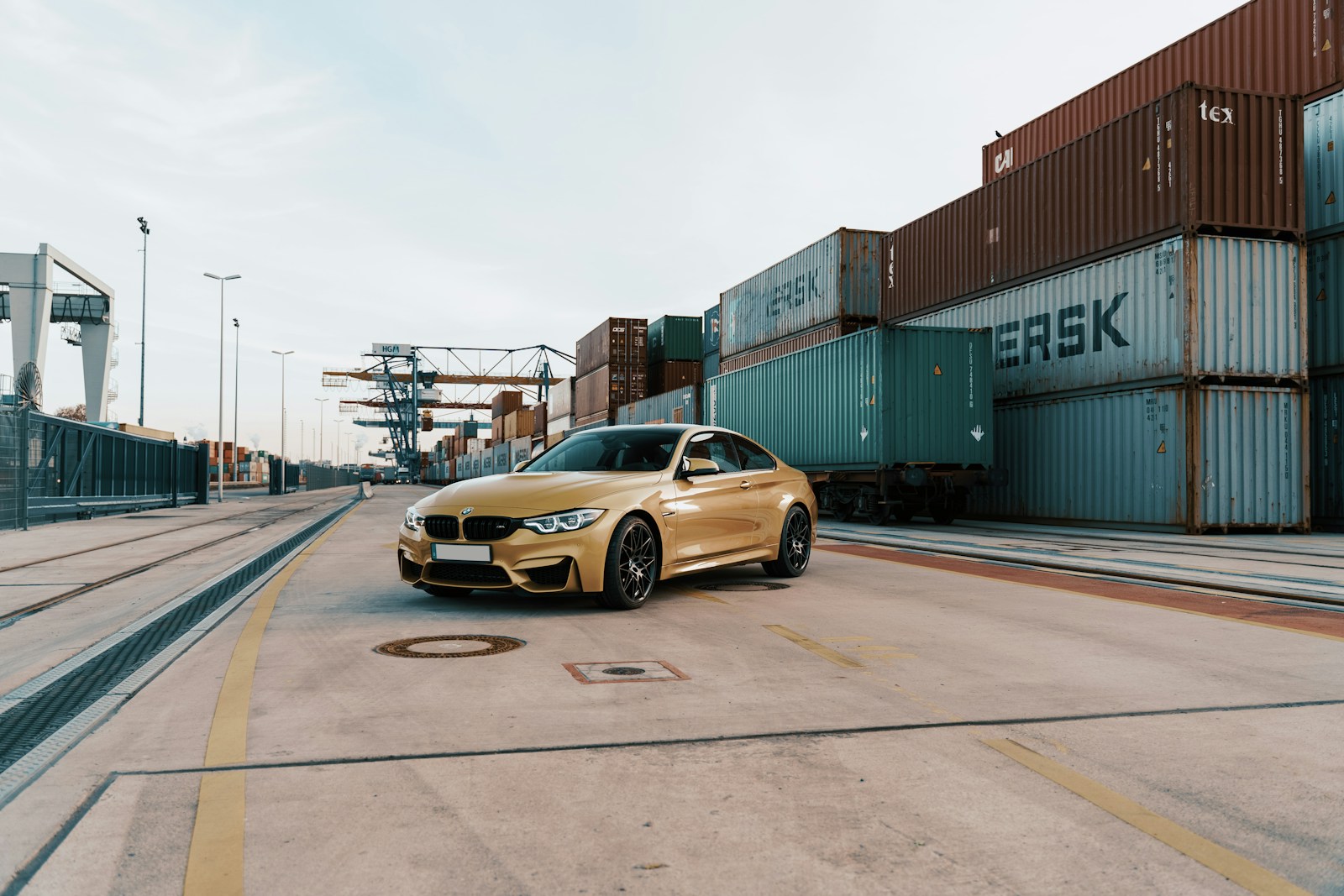 What Is The Role of Technology in Modern Car Shipping Solutions?